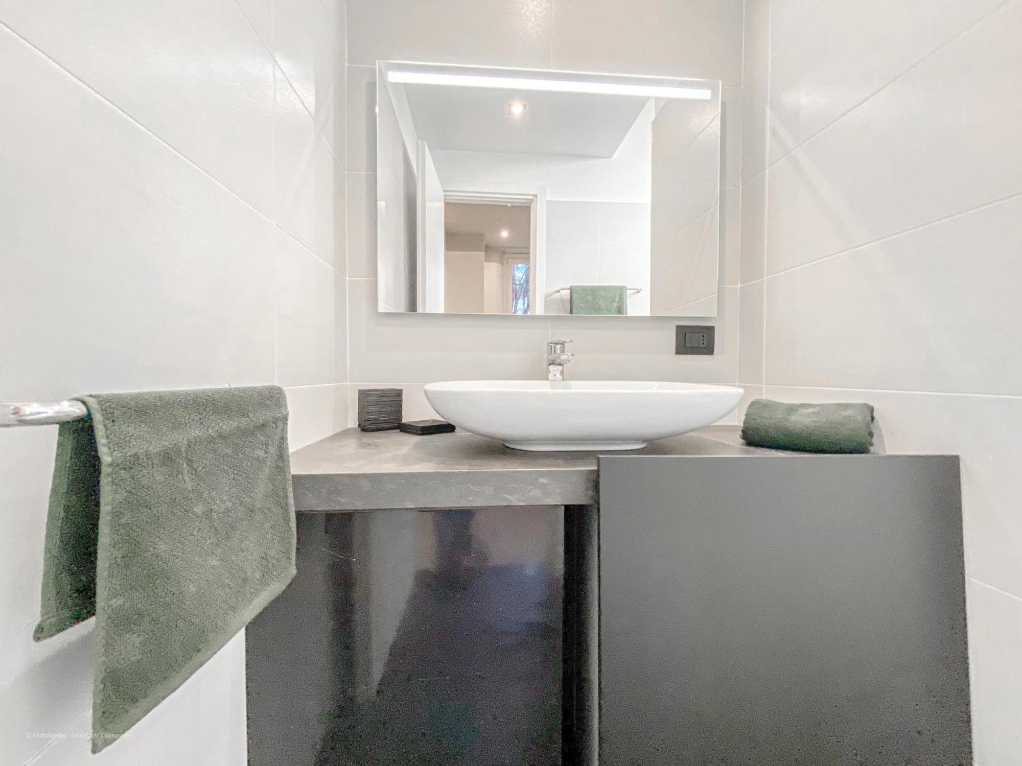 Paoli Suite Bosco Verticale - 15 Min From Duomo Милано Екстериор снимка